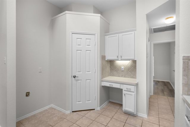 917 Circle View Lane, Denton, TX 76210