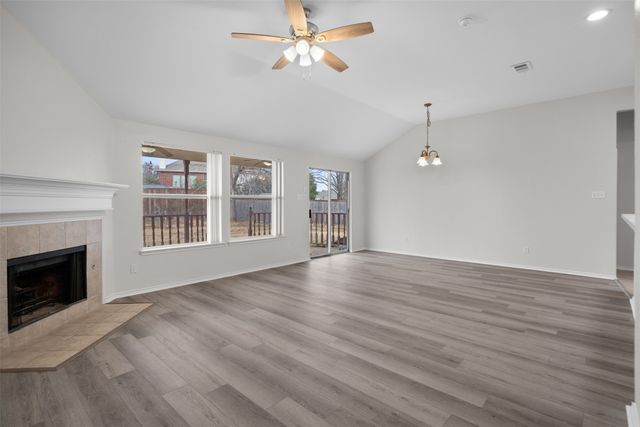 917 Circle View Lane, Denton, TX 76210