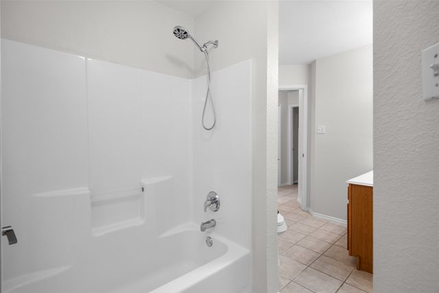 917 Circle View Lane, Denton, TX 76210