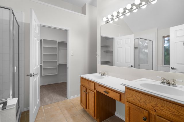 917 Circle View Lane, Denton, TX 76210