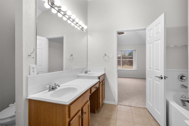 917 Circle View Lane, Denton, TX 76210