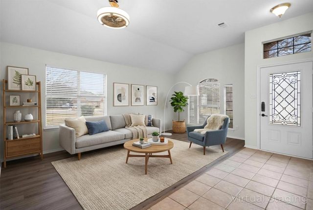 917 Circle View Lane, Denton, TX 76210