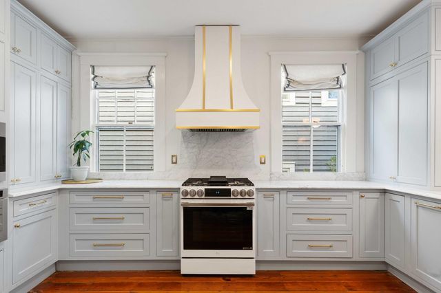 78 Vanderhorst Street, Charleston, SC 29403