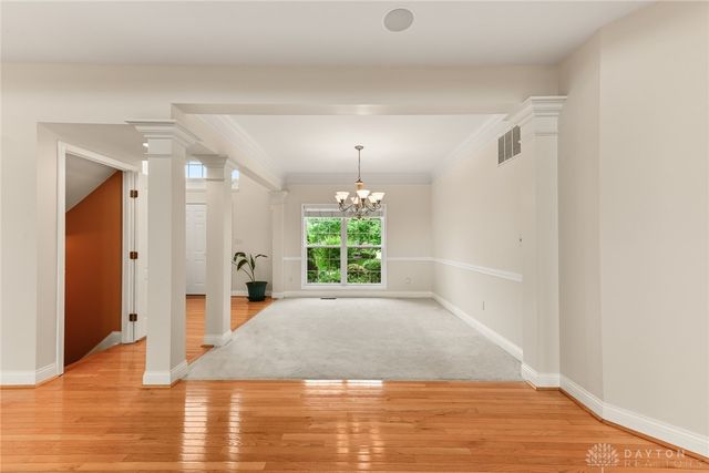 9764 Olde Georgetown Way, Centerville, OH 45458