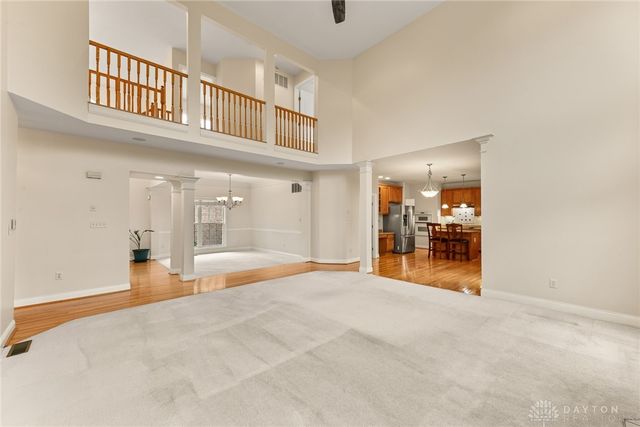 9764 Olde Georgetown Way, Centerville, OH 45458