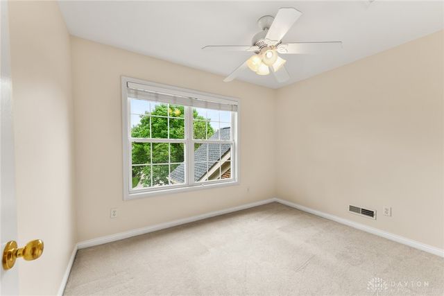 9764 Olde Georgetown Way, Centerville, OH 45458