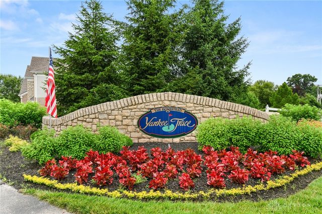 9764 Olde Georgetown Way, Centerville, OH 45458