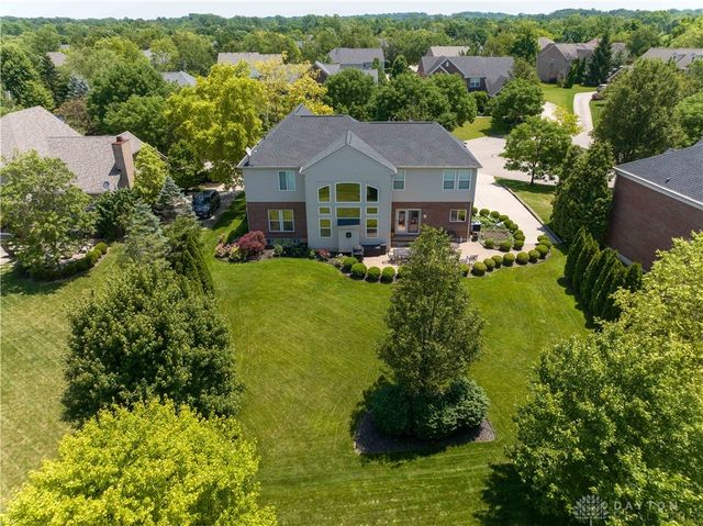9764 Olde Georgetown Way, Centerville, OH 45458