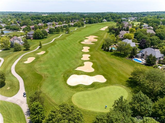 9764 Olde Georgetown Way, Centerville, OH 45458