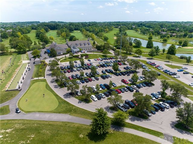 9764 Olde Georgetown Way, Centerville, OH 45458