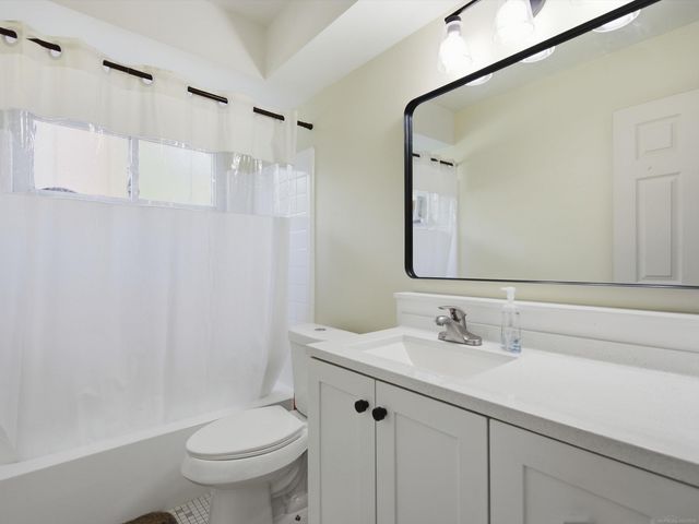 22483 Sunnydale Street, Saint Clair Shores, MI 48081