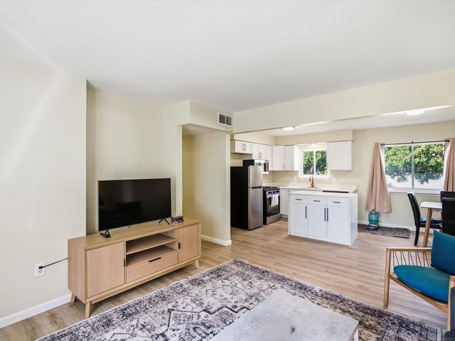 22483 Sunnydale Street, Saint Clair Shores, MI 48081
