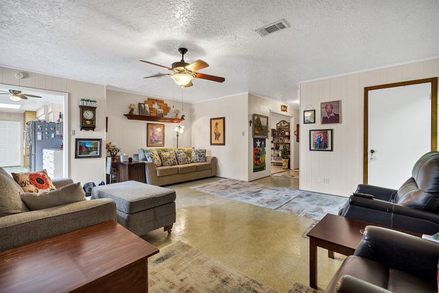 7760 Laurie Lane, Lumberton, TX 77657