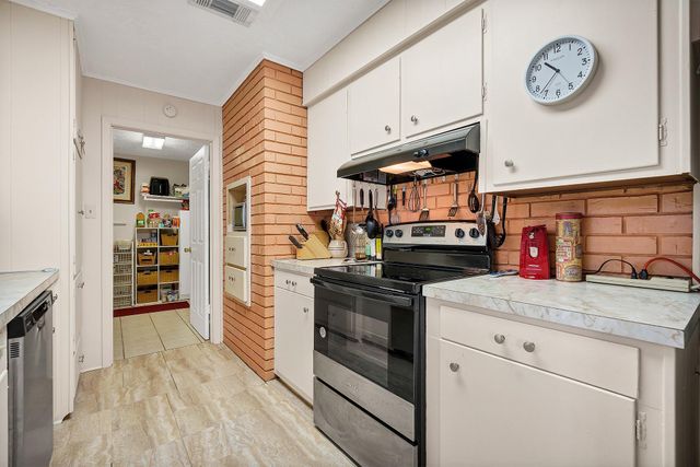 7760 Laurie Lane, Lumberton, TX 77657