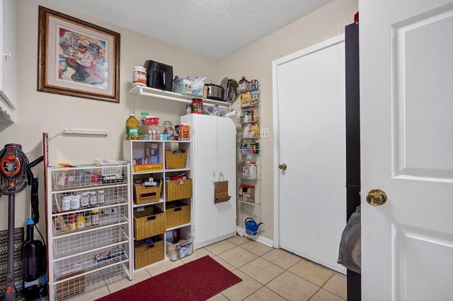 7760 Laurie Lane, Lumberton, TX 77657