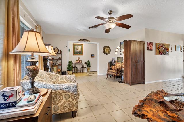 7760 Laurie Lane, Lumberton, TX 77657