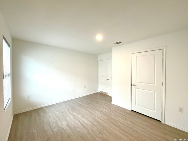 615 Bean Bend, San Antonio, TX 78221