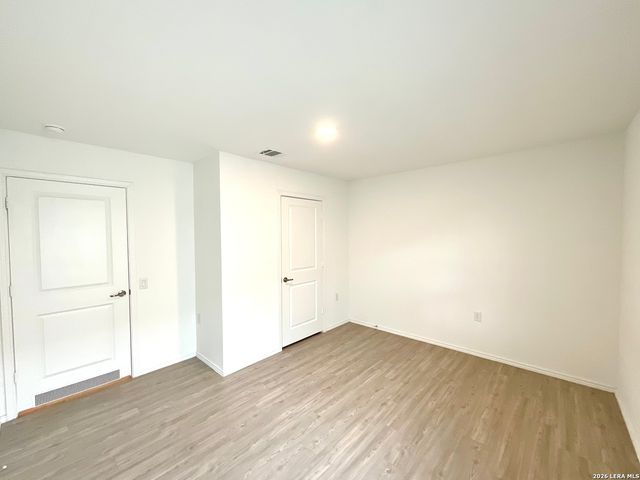 615 Bean Bend, San Antonio, TX 78221