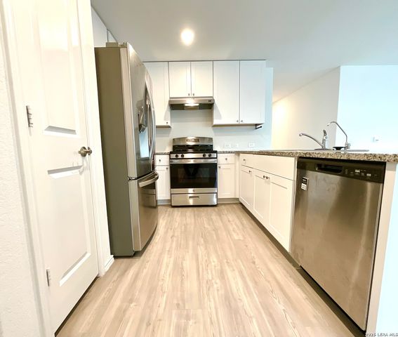 615 Bean Bend, San Antonio, TX 78221