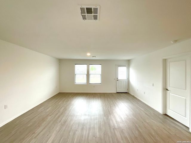 615 Bean Bend, San Antonio, TX 78221