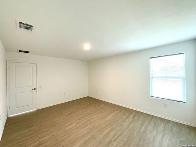 615 Bean Bend, San Antonio, TX 78221