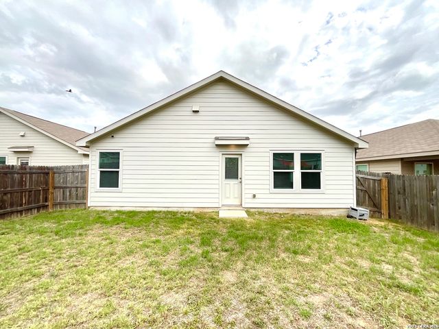 615 Bean Bend, San Antonio, TX 78221