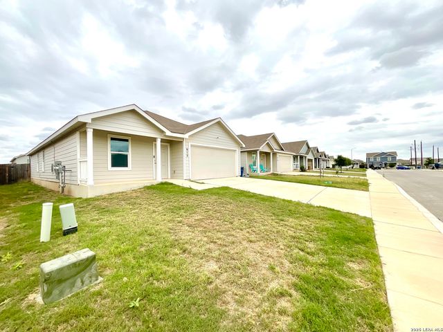 615 Bean Bend, San Antonio, TX 78221