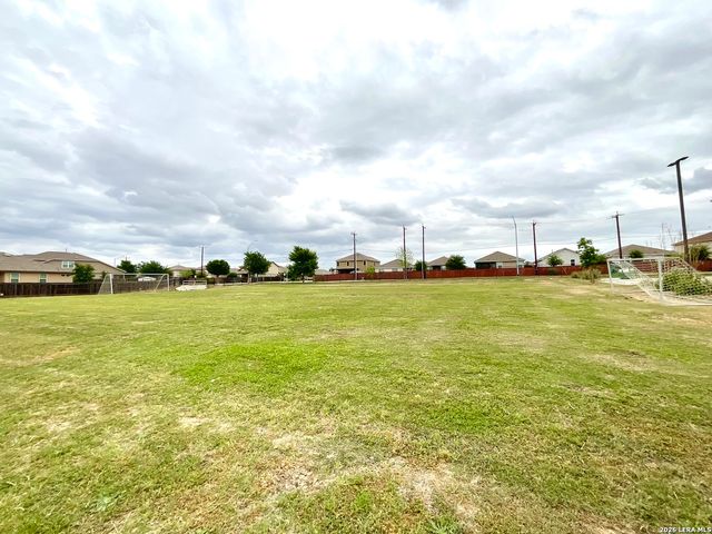 615 Bean Bend, San Antonio, TX 78221