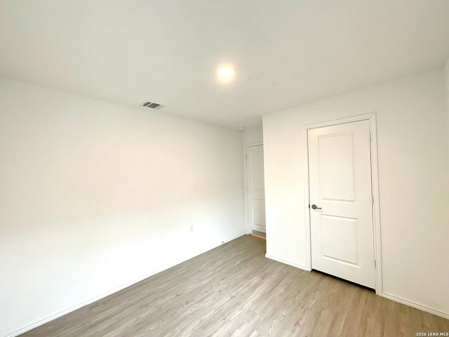 615 Bean Bend, San Antonio, TX 78221