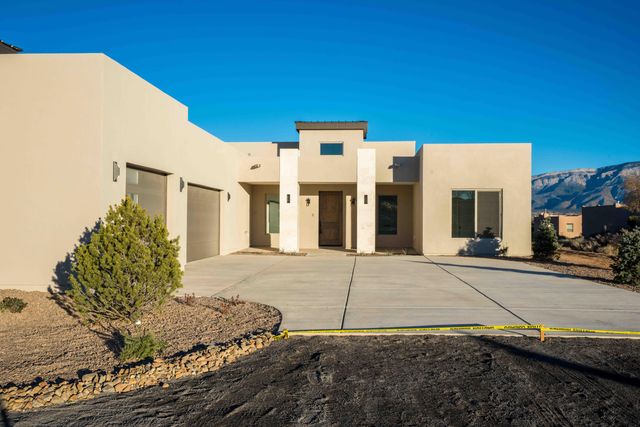 2512 Saltillo Road NE, Rio Rancho, NM 87144