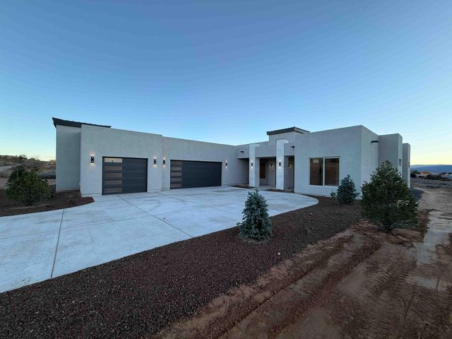 2512 Saltillo Road NE, Rio Rancho, NM 87144