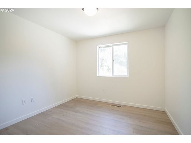 91537 Oklahoma Hill Dr, Clatskanie, OR 97016
