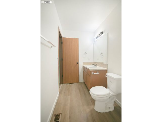 91537 Oklahoma Hill Dr, Clatskanie, OR 97016