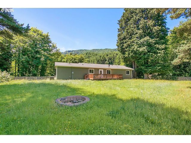 91537 Oklahoma Hill Dr, Clatskanie, OR 97016