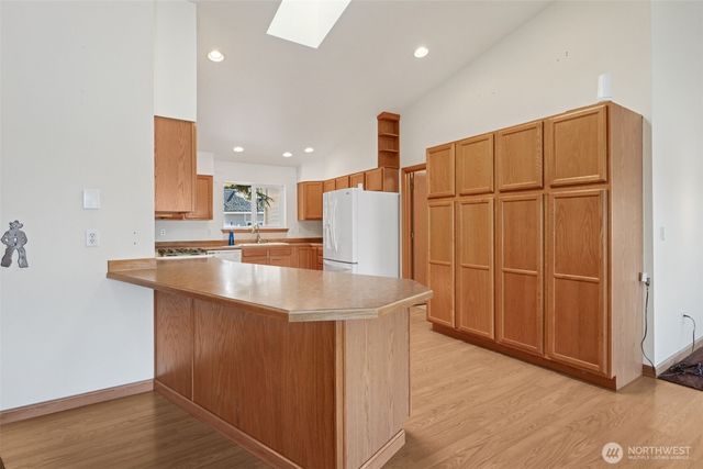 643 Quinault Avenue SE, Ocean Shores, WA 98569