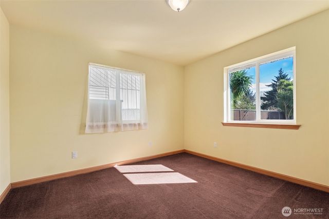 643 Quinault Avenue SE, Ocean Shores, WA 98569