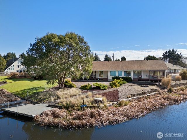 643 Quinault Avenue SE, Ocean Shores, WA 98569