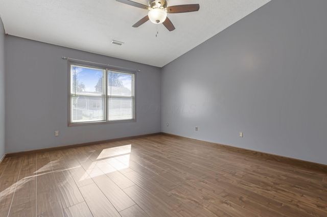 66 Bazler Lane, South Bloomfield, OH 43103