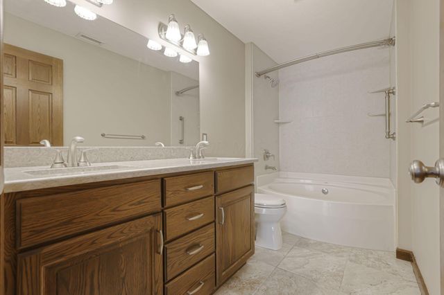 66 Bazler Lane, South Bloomfield, OH 43103