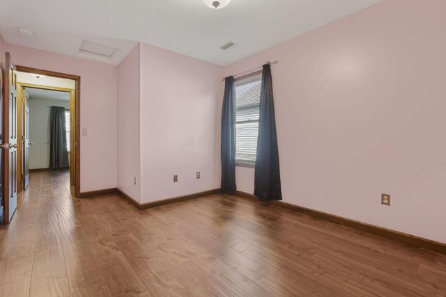 66 Bazler Lane, South Bloomfield, OH 43103
