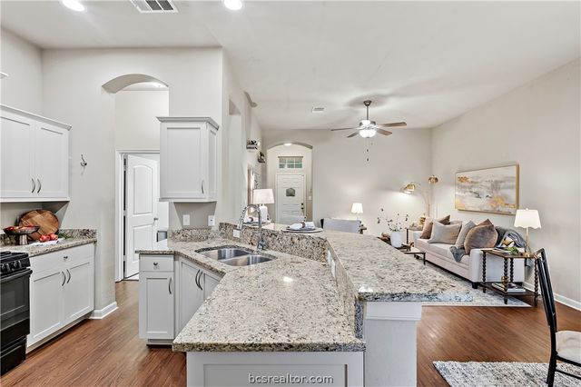 3047 Positano Loop, Bryan, TX 77808
