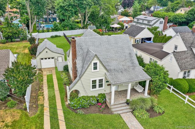 475 Ashland Avenue, North Baldwin, NY 11510