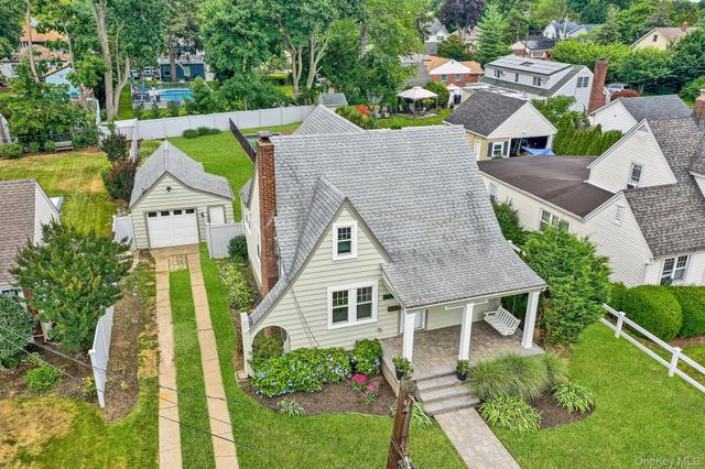 475 Ashland Avenue, North Baldwin, NY 11510