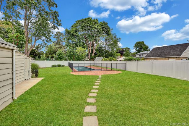 475 Ashland Avenue, North Baldwin, NY 11510
