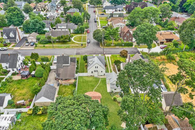 475 Ashland Avenue, North Baldwin, NY 11510