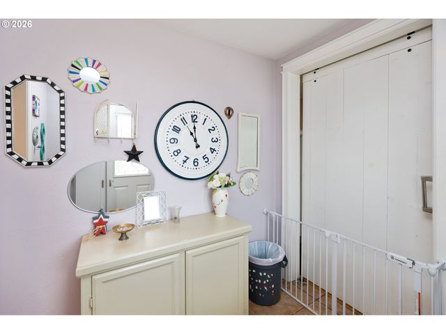 1530 Nw JEFFERSON St, Roseburg, OR 97471