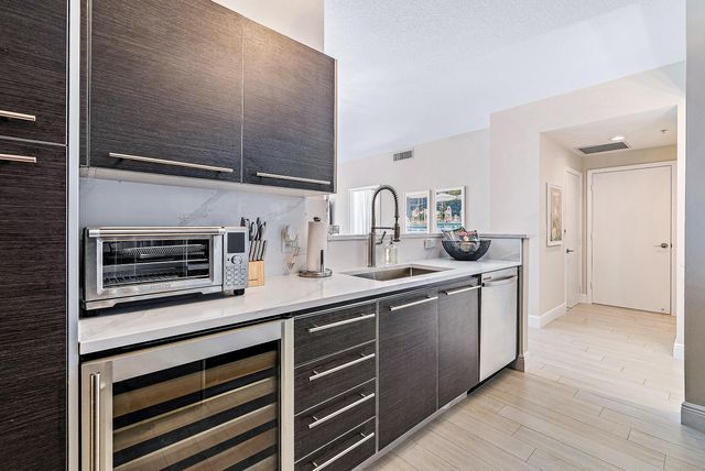 550 Okeechobee Boulevard 1615, West Palm Beach, FL 33401