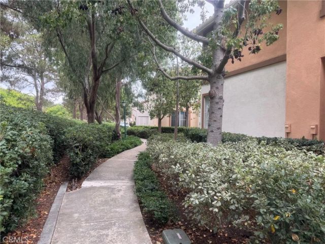 2401 Ladrillo Aisle, Irvine, CA 92606