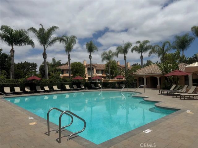 2401 Ladrillo Aisle, Irvine, CA 92606