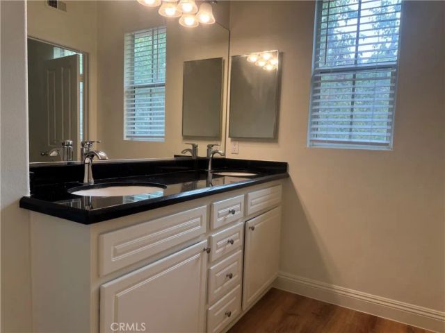 2401 Ladrillo Aisle, Irvine, CA 92606